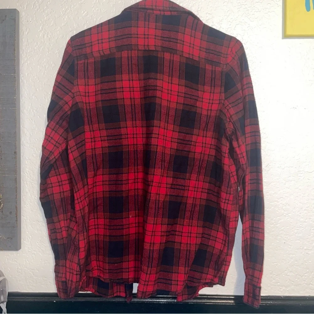 Red flannel - Picture 2 of 2
